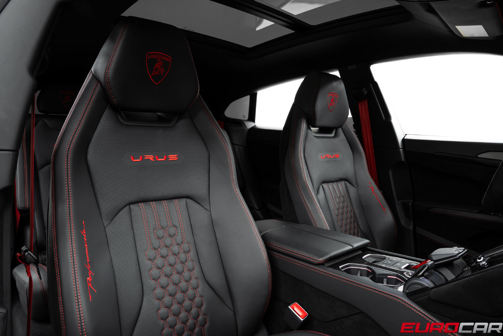 Used 2023 Lamborghini Urus Performante AWD/4WD image 42
