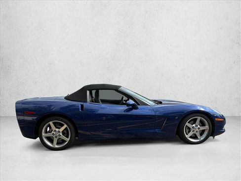 Used 2005 Chevrolet Corvette Convertible RWD image 4