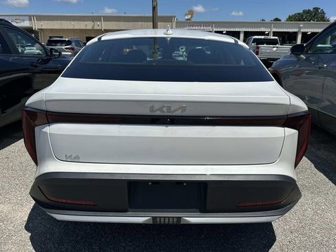 Used 2025 Kia K4 FWD image 4