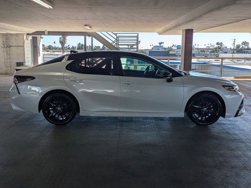 Used 2023 Toyota Camry XSE image 4