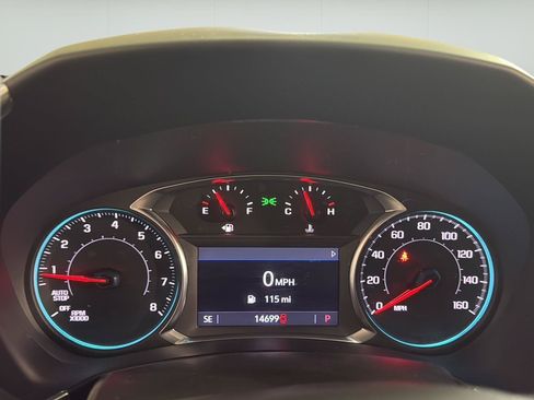 Used 2024 Chevrolet Equinox LT AWD/4WD image 18