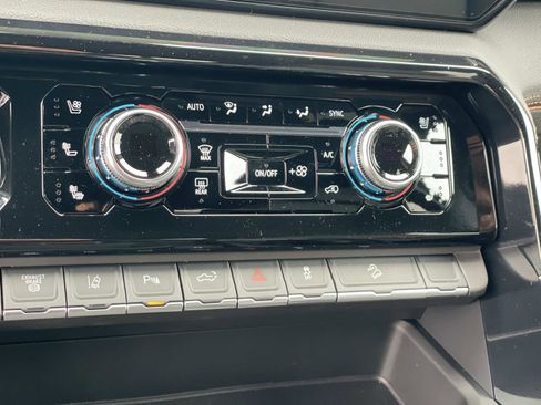 New 2026 GMC Sierra 2500 AT4 w/ AT4 Premium Plus Package image 17