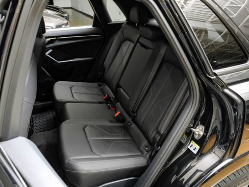 Used 2023 Audi Q3 2.0T Premium image 41