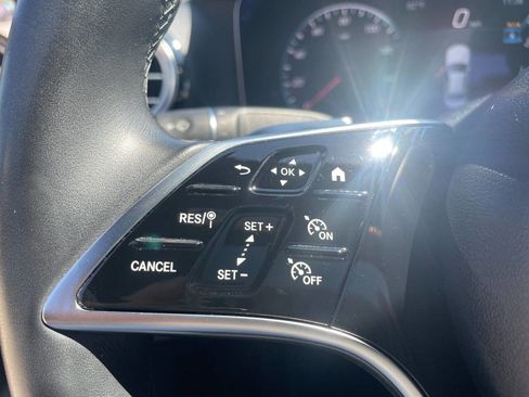 Used 2023 Mercedes-Benz E 350 E 350 4MATIC AWD 4dr Sedan image 31