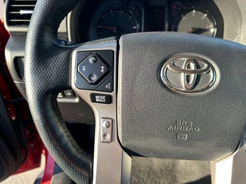 Used 2024 Toyota 4Runner SR5 Premium AWD/4WD image 21