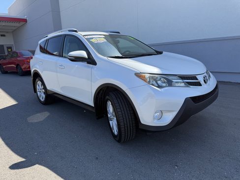 Used 2014 Toyota RAV4 Limited AWD/4WD image 24