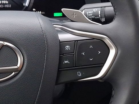 Used 2023 Lexus RZ 450e Premium image 24