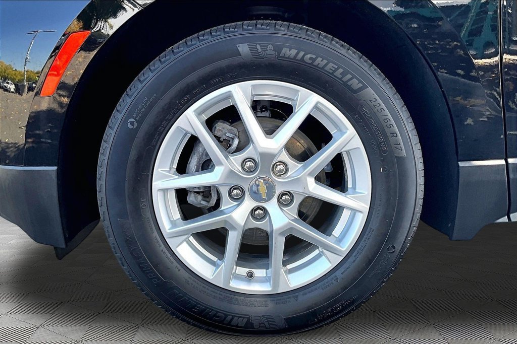 Used 2024 Chevrolet Equinox LS w/ LS Convenience Package FWD image 21