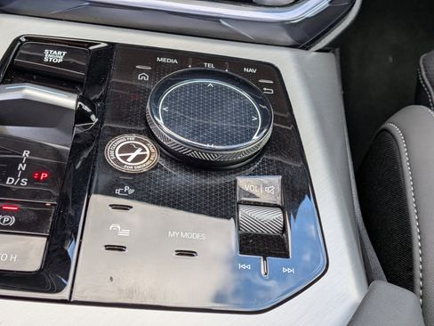 Used 2025 BMW X3 M50 image 35