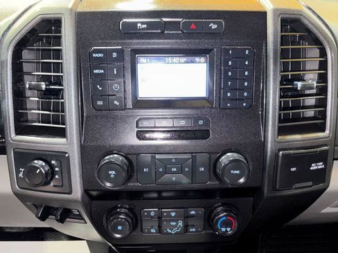 Used 2021 Ford F250 XL w/ Power Equipment Group AWD/4WD image 19