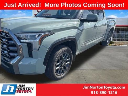 Used 2026 Toyota Tundra Platinum AWD/4WD image 6