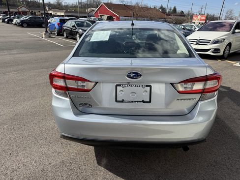 Used 2018 Subaru Impreza 2.0i image 9