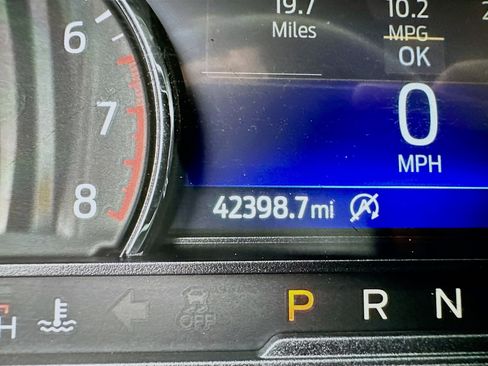 Used 2024 Ford Explorer XLT w/ Equipment Group 202A image 34