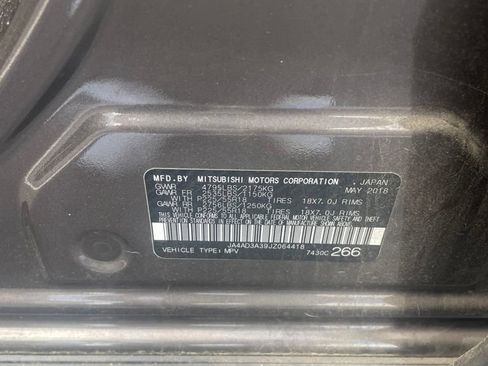 Used 2018 Mitsubishi Outlander SE FWD image 2
