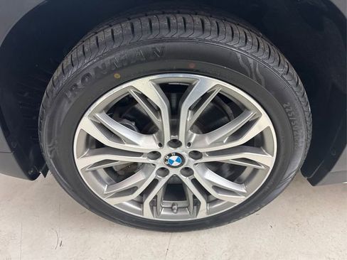 Used 2017 BMW X1 xDrive28i w/ Driving Assistance Package image 19