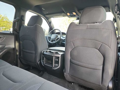 Used 2022 RAM 1500 Big Horn RWD image 23
