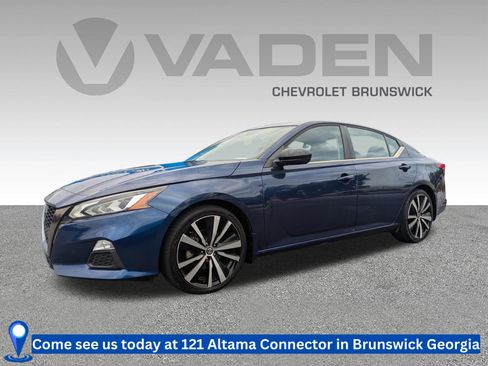Used 2022 Nissan Altima 2.5 SR FWD image 1