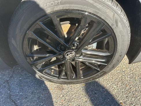 Used 2025 Toyota Camry SE image 16