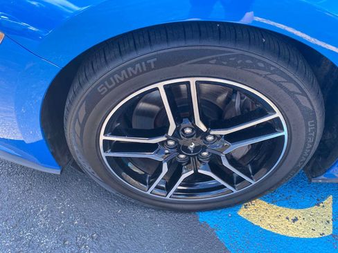 Used 2019 Ford Mustang GT Premium RWD image 38