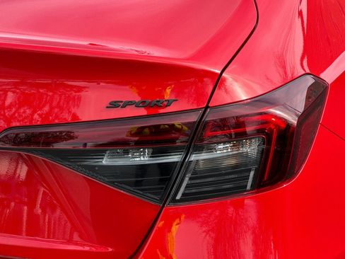 Used 2025 Honda Civic Sport image 32