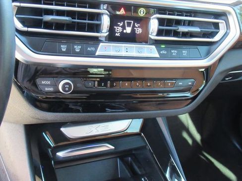 Used 2022 BMW X3 sDrive30i image 23