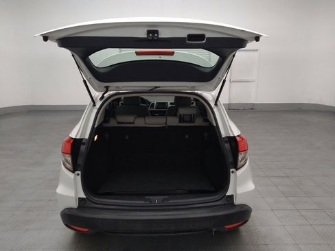 Used 2021 Honda HR-V LX image 29