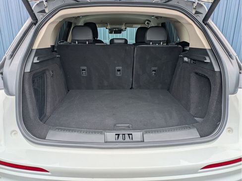 Used 2025 Lincoln Corsair AWD w/ Equipment Group 101A image 7