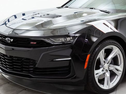 Used 2021 Chevrolet Camaro SS image 9