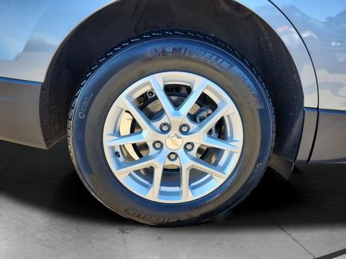 Certified 2024 Chevrolet Equinox LT image 30