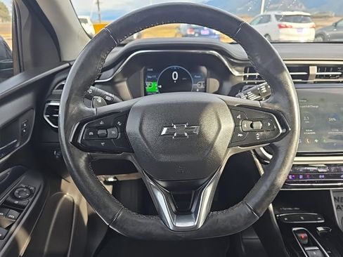 Used 2022 Chevrolet Bolt EUV LT w/ Convenience Package image 10