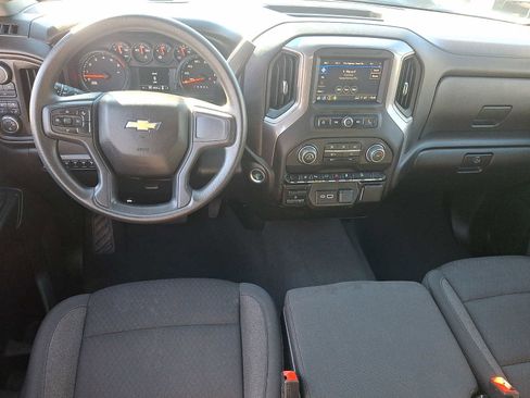 Used 2025 Chevrolet Silverado 2500 Custom w/ Custom Value Package image 24