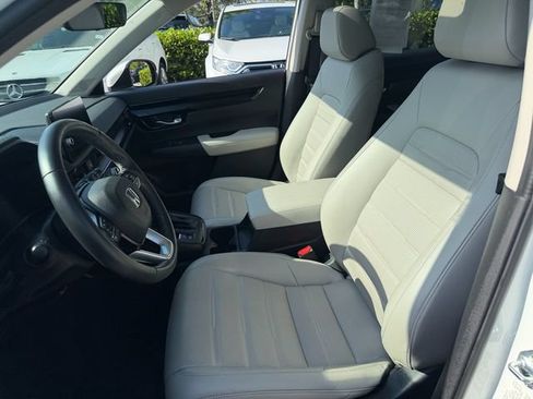 Used 2024 Honda CR-V EX-L image 11