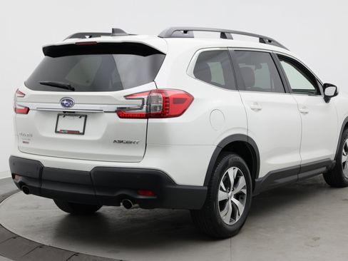 Used 2025 Subaru Ascent Premium AWD/4WD image 11