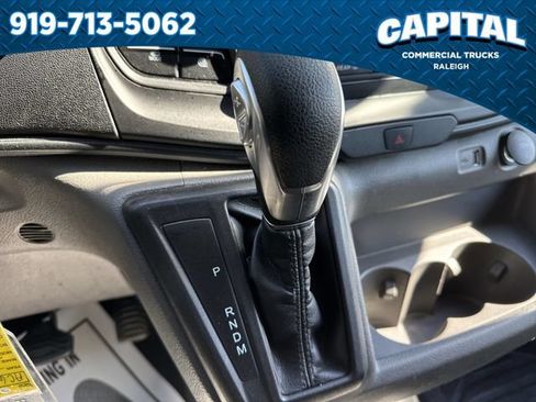 Used 2025 Ford Transit 250 Low Roof w/ Exterior Upgrade Package RWD image 30