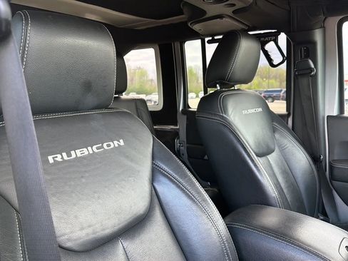Used 2016 Jeep Wrangler Unlimited Rubicon image 98