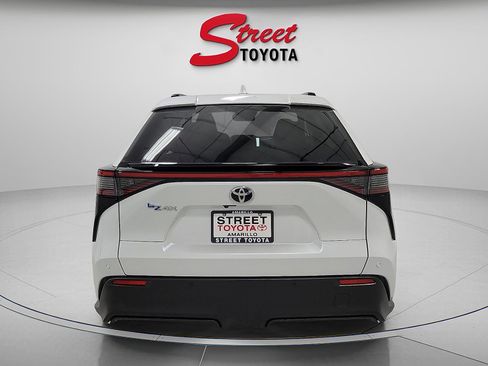Certified 2023 Toyota bZ4X FWD image 4