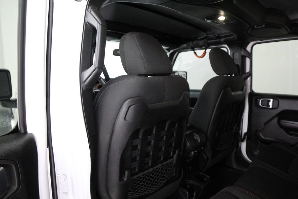 Used 2021 Jeep Gladiator Mojave w/ LED Lighting Group AWD/4WD image 35