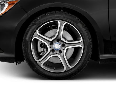 Used 2016 Mercedes-Benz CLA 250 image 11