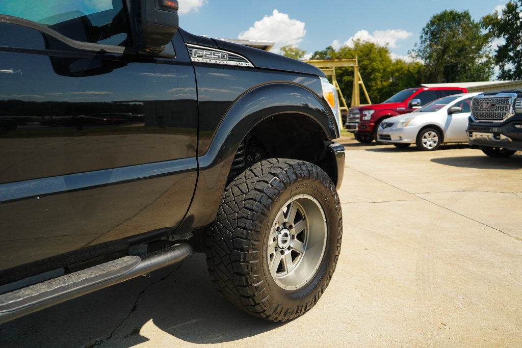 Used 2016 Ford F250 Platinum w/ FX4 Off-Road Package AWD/4WD image 20