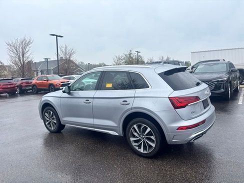 Used 2023 Audi Q5 2.0T Premium Plus w/ Premium Plus Package AWD/4WD image 8