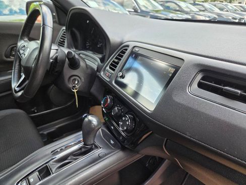 Used 2019 Honda HR-V Sport image 23
