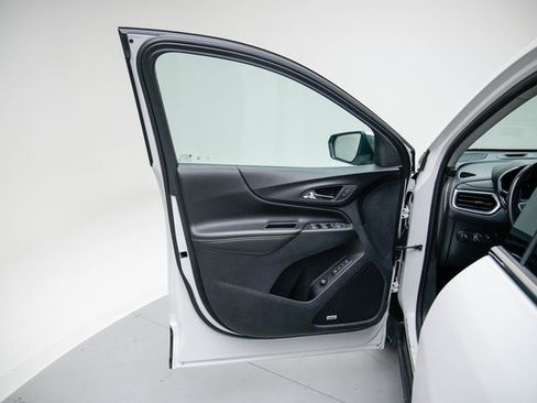 Used 2019 Chevrolet Equinox Premier image 22