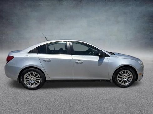 Used 2012 Chevrolet Cruze LS FWD image 6