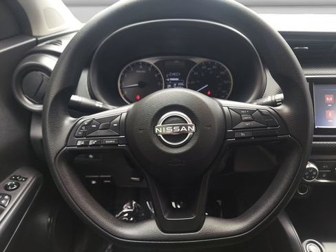 Used 2024 Nissan Kicks S FWD image 13