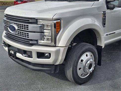 Used 2017 Ford F450 Platinum w/ Platinum Ultimate Package image 10