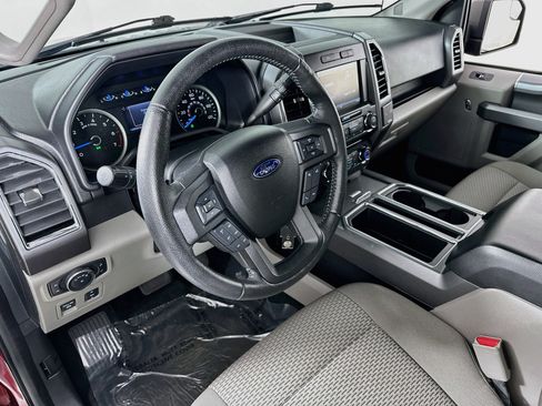 Used 2015 Ford F150 XLT w/ Equipment Group 302A Luxury RWD image 9