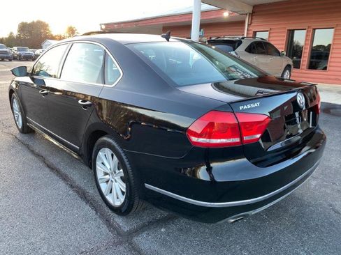Used 2012 Volkswagen Passat 2.5 SEL image 3