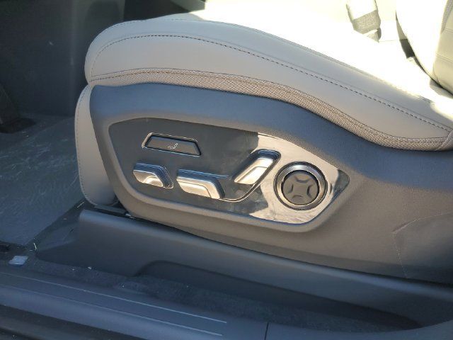 New 2026 Kia EV9 Land AWD/4WD image 16