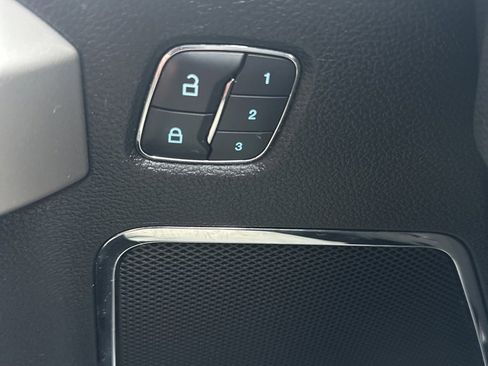 Used 2018 Ford F350 Lariat w/ Chrome Package image 22