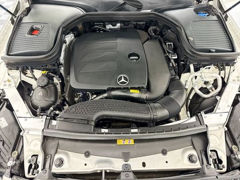 Certified 2022 Mercedes-Benz GLC 300 image 27